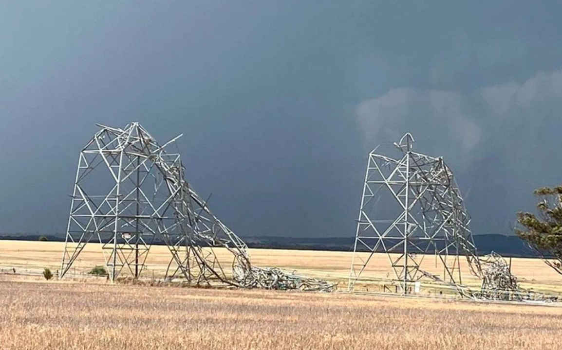 Victoria Storm 2024 - collapsed transmission towers